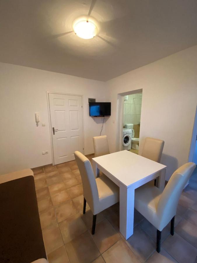 Apartments Dalmatia Sveti Petar  Buitenkant foto